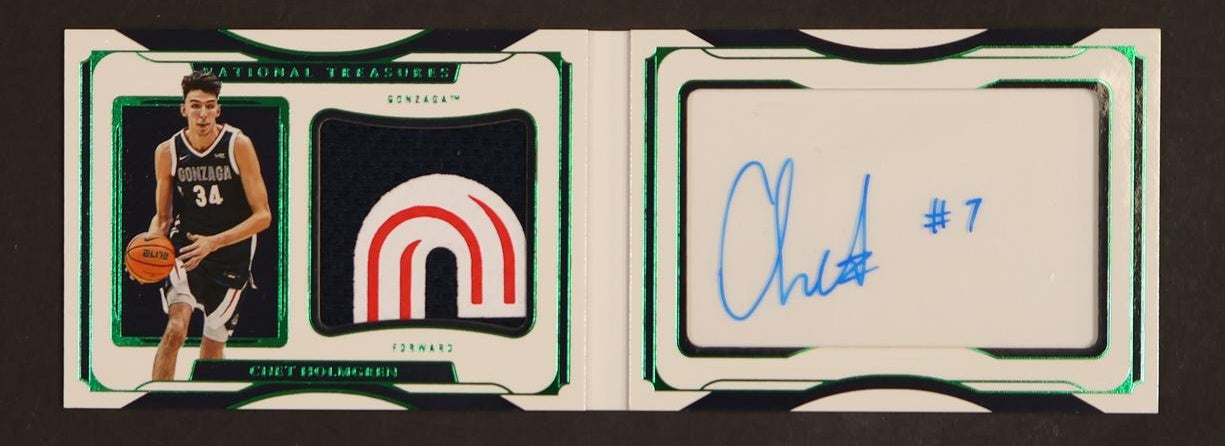 2022 National Treasures Collegiate Chet Holmgren Rookie Booklet Auto /5