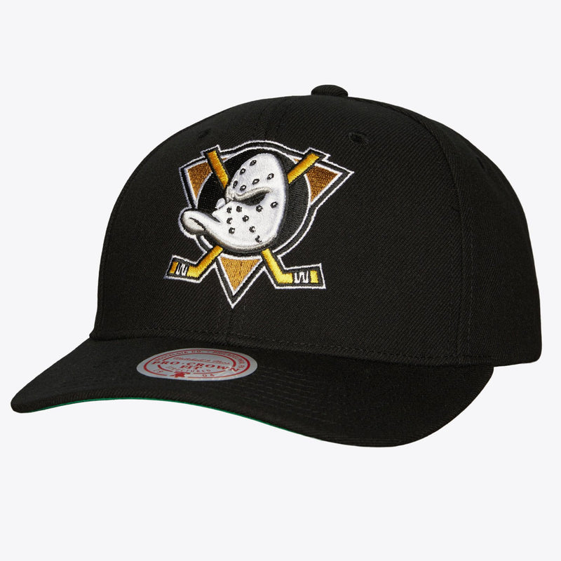 Mitchell & Ness Anaheim Ducks Black Team Ground 2.0 Pro Snapback Hat