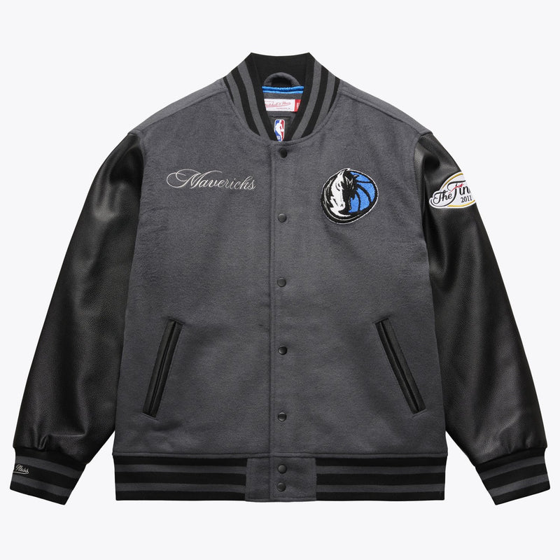 Mitchell & Ness Dallas Mavericks Gray/Black Legacy Made Varsity Full-Snap Jacket