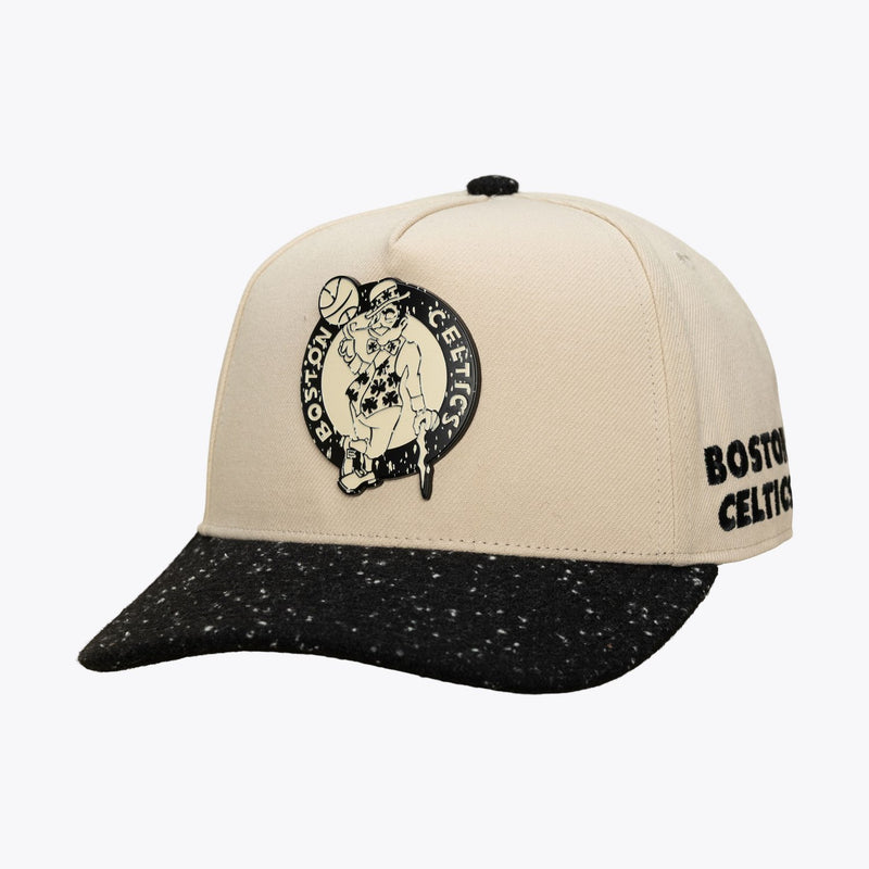 Mitchell & Ness Boston Celtics Cookies & Cream Pro Pinch Snapback Hat