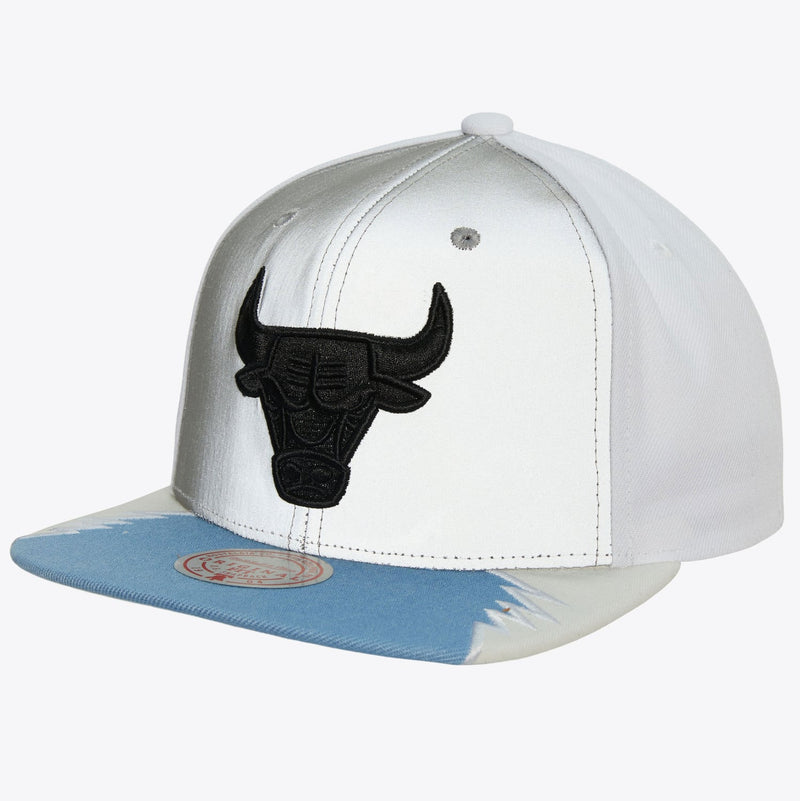 Mitchell & Ness Chicago Bulls White Day 5 Snapback Hat