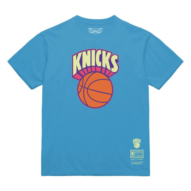 New York Knicks Mitchell & Ness Hardwood Classics Arctic Sunset Neon Retro Logo T-Shirt - Light Blue