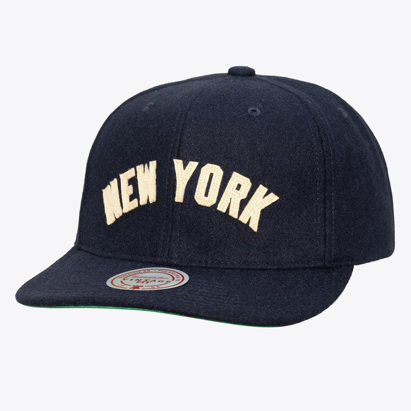 Mitchell & Ness New York Yankees Navy Cooperstown Retro Roots Melton Strapback Hat