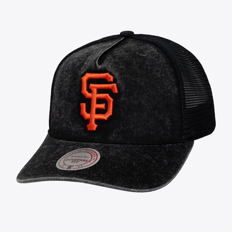 Mitchell & Ness San Francisco Giants Black Gameday Trucker Adjustable Hat