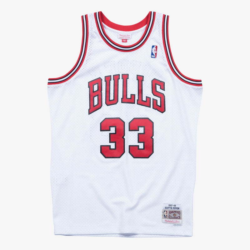 Mitchell & Ness Scottie Pippen Chicago Bulls 1997-98 White Swingman Player Jersey