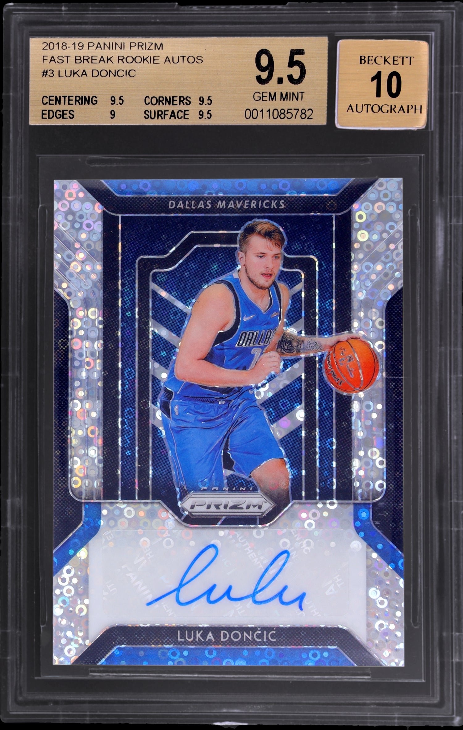2018 Panini Prizm #3 Luka Doncic Fast Break Rookie Autograph BGS 9