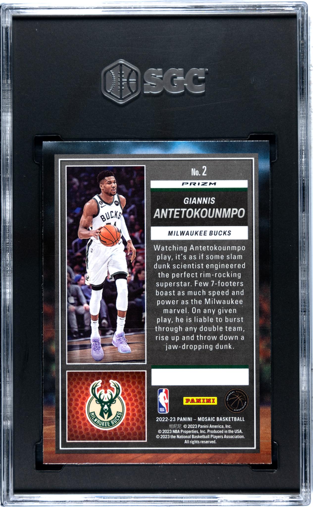 2022-23 Panini Mosaic #2 Giannis Antetokounmpo Jam Masters Green Prizm SGC 10