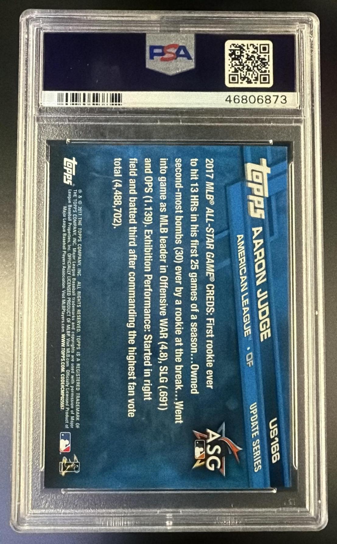 2017 Topps Update Horizontal Fist Bump Variation Aaron Judge #US166B PSA 10