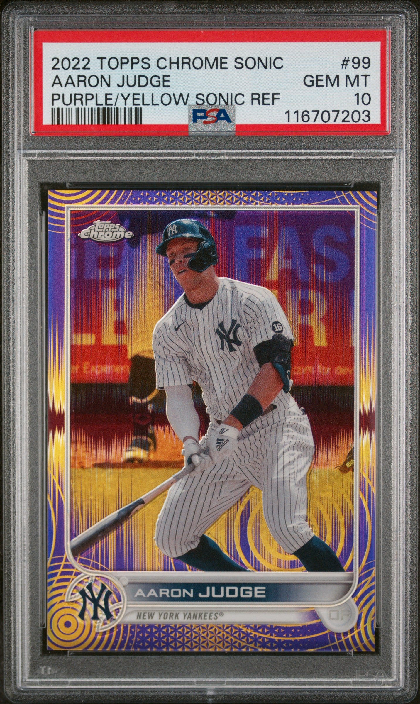 2022 Topps Chrome Sonic Purple/Yellow Sonic Ref Aaron Judge #99 /299 PSA 10