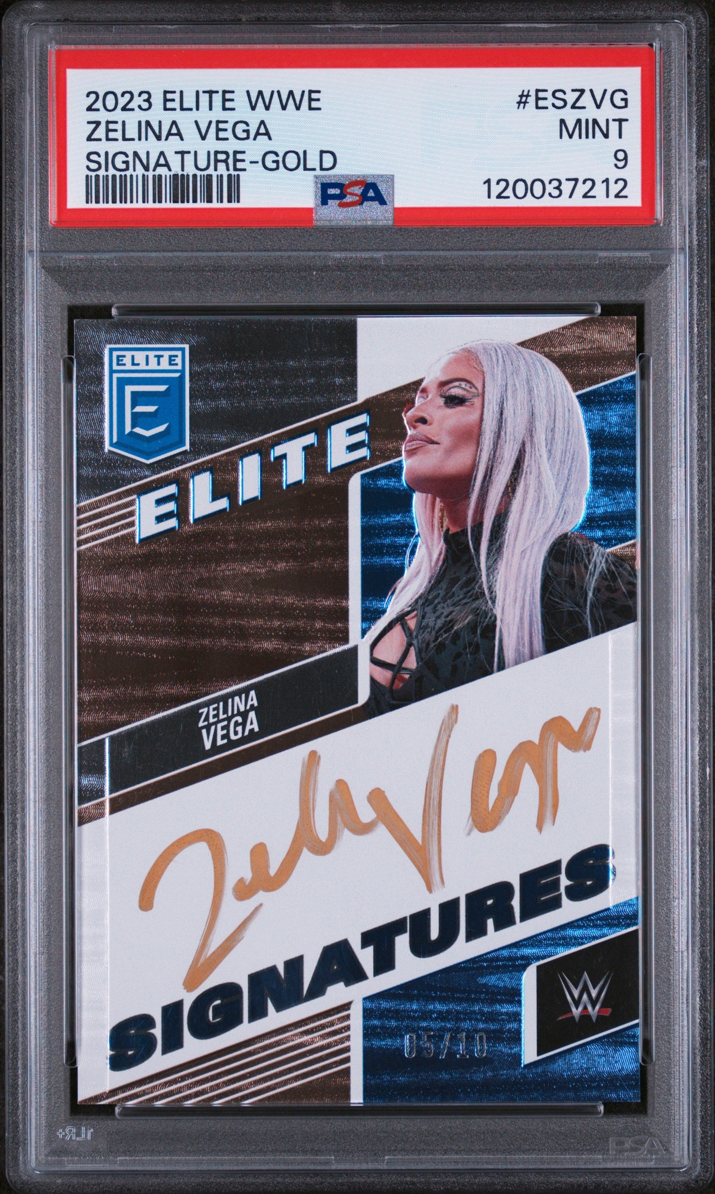 2023 Panini Donruss Elite WWE Signatures Gold Zelina Vega #ES-ZVG Auto /10 PSA 9
