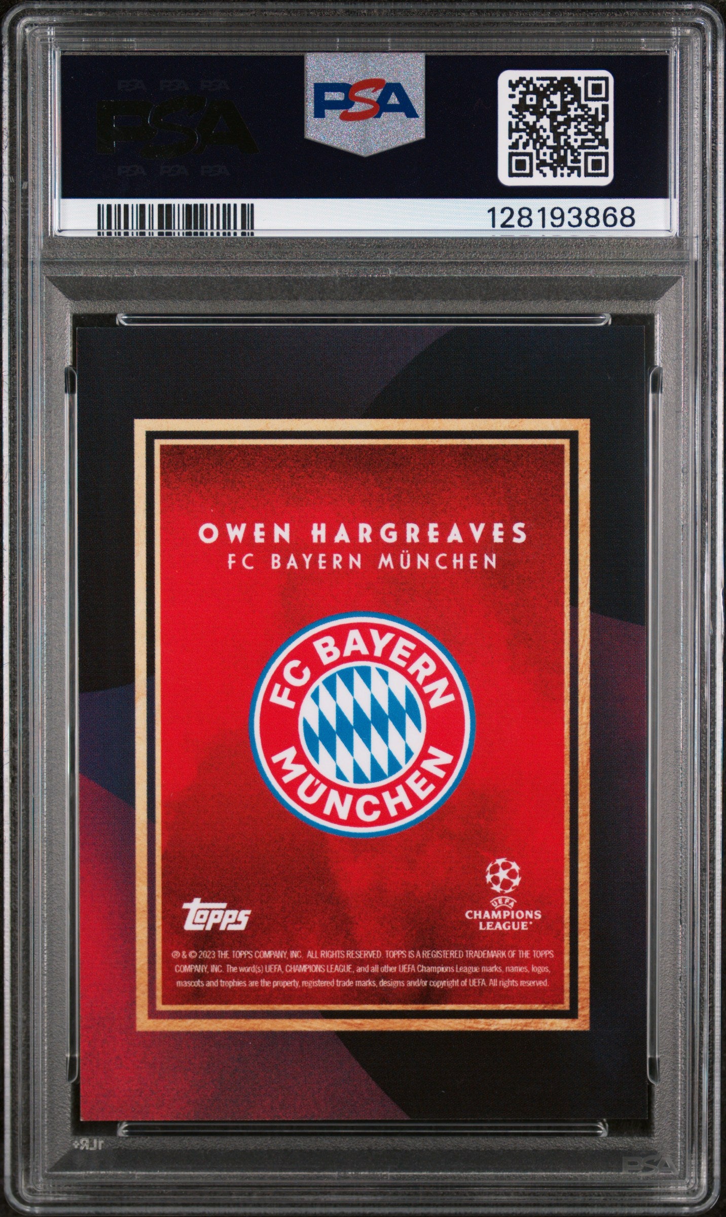 2023 Topps Deco UEFA Club Competitions Legends-Autograph Owen Hargreaves PSA 9
