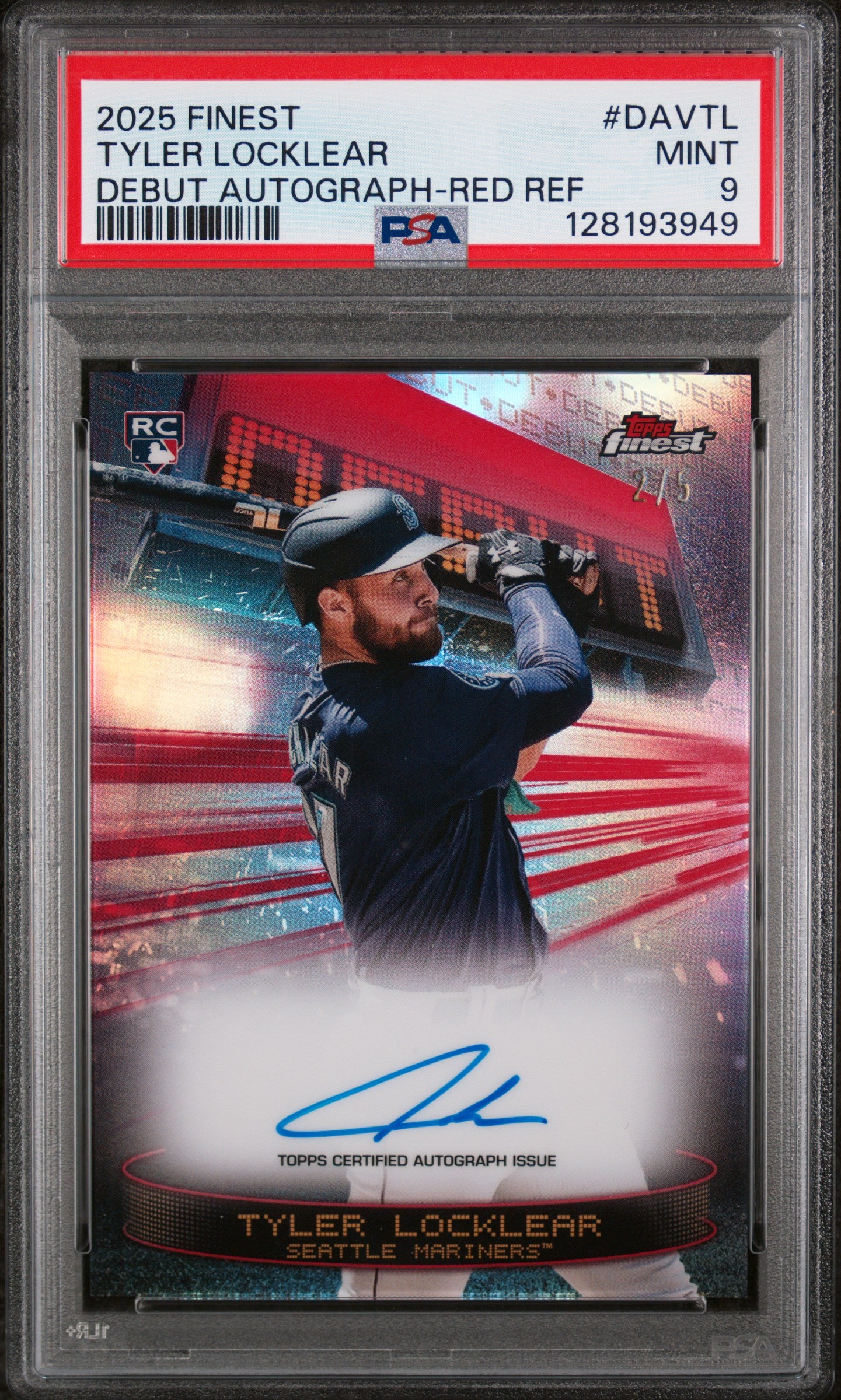 2025 Topps Finest Debut Autographs Red Refractor Tyler Locklear #DAVTL /5 PSA 9