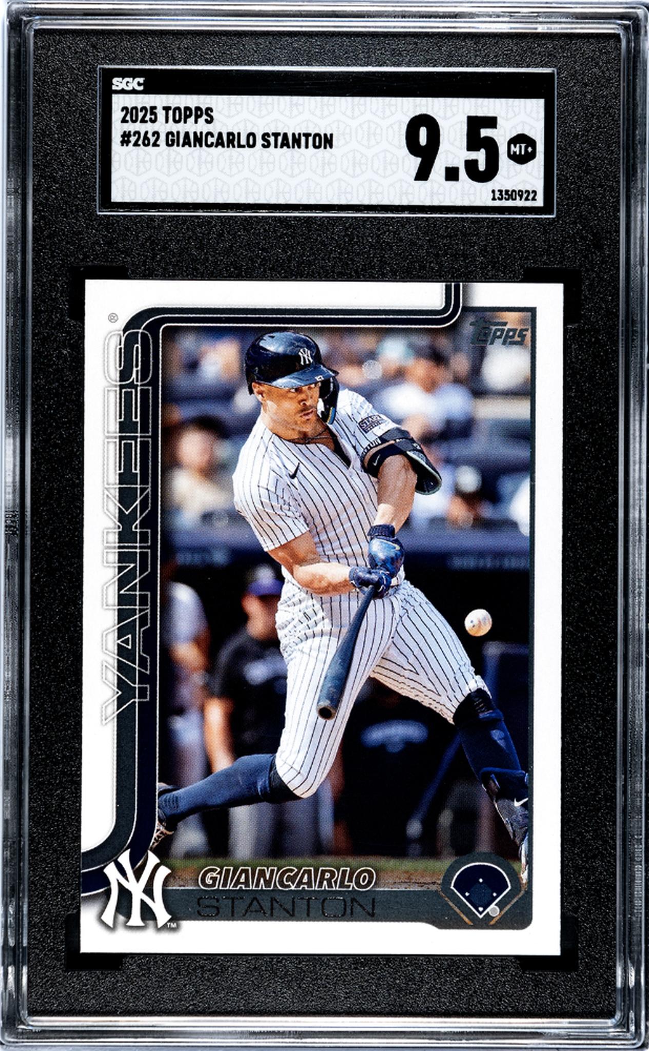 2025 Topps #262 Giancarlo Stanton SGC 9.5