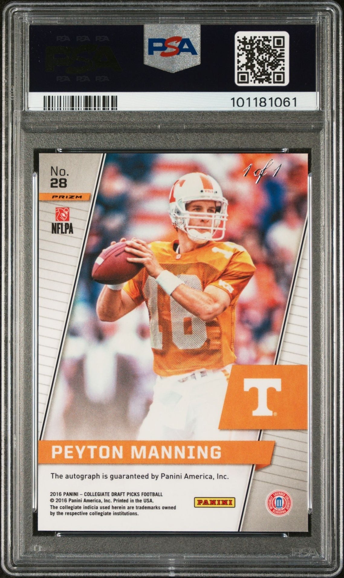 2016 Panini Prizm Collegiate Draft Picks Alumnus Autographs #28 Peyton Manning Almns.Auto.-Orng.Przm. 1/1 PSA 9