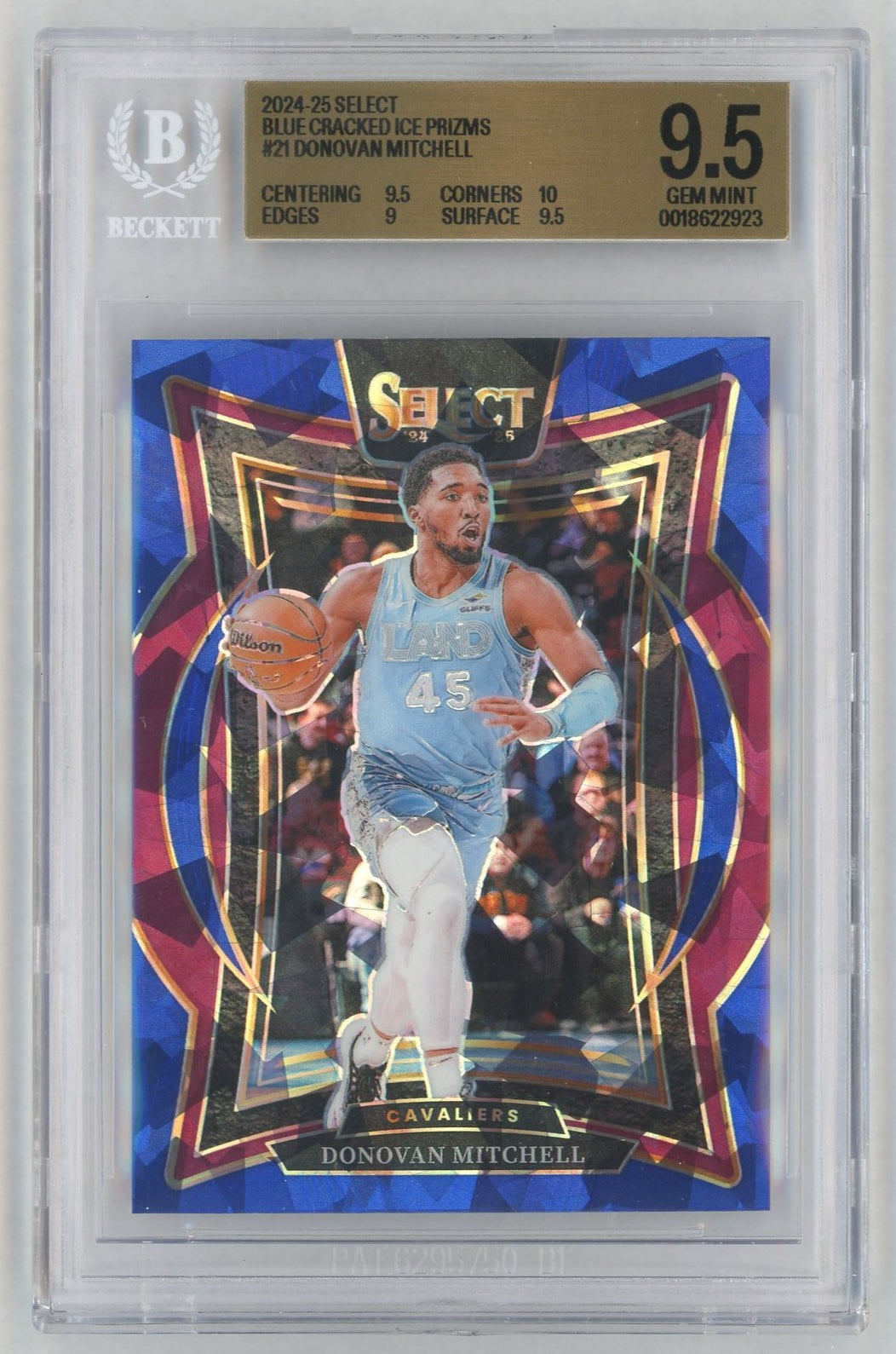 2024-25 Select #21 Donovan Mitchell Blue Cracked Ice BGS 9.5