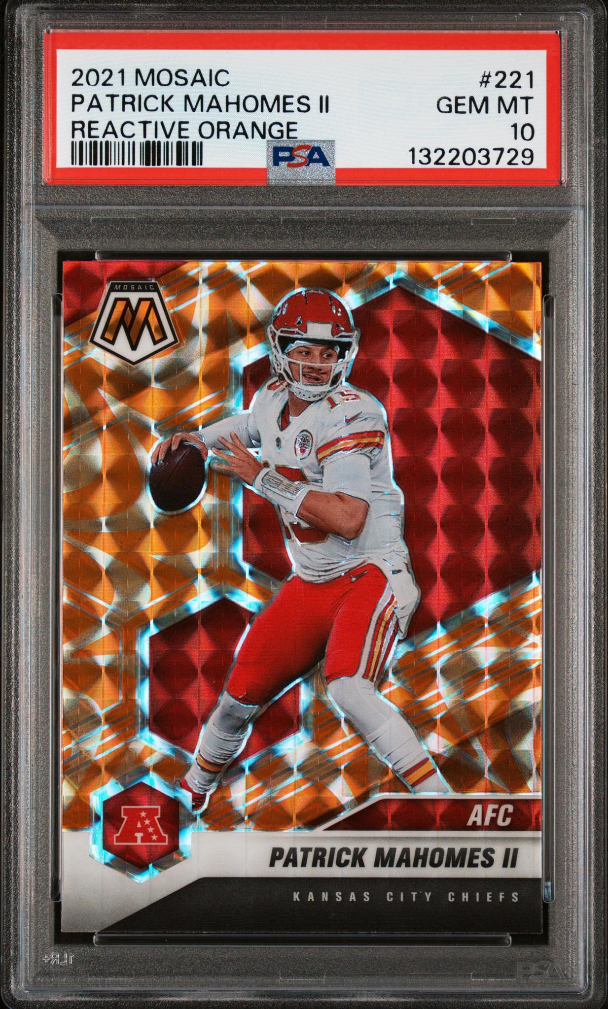 2021 Panini Mosaic Reactive Orange Mosaic Patrick Mahomes II #221 PSA 10