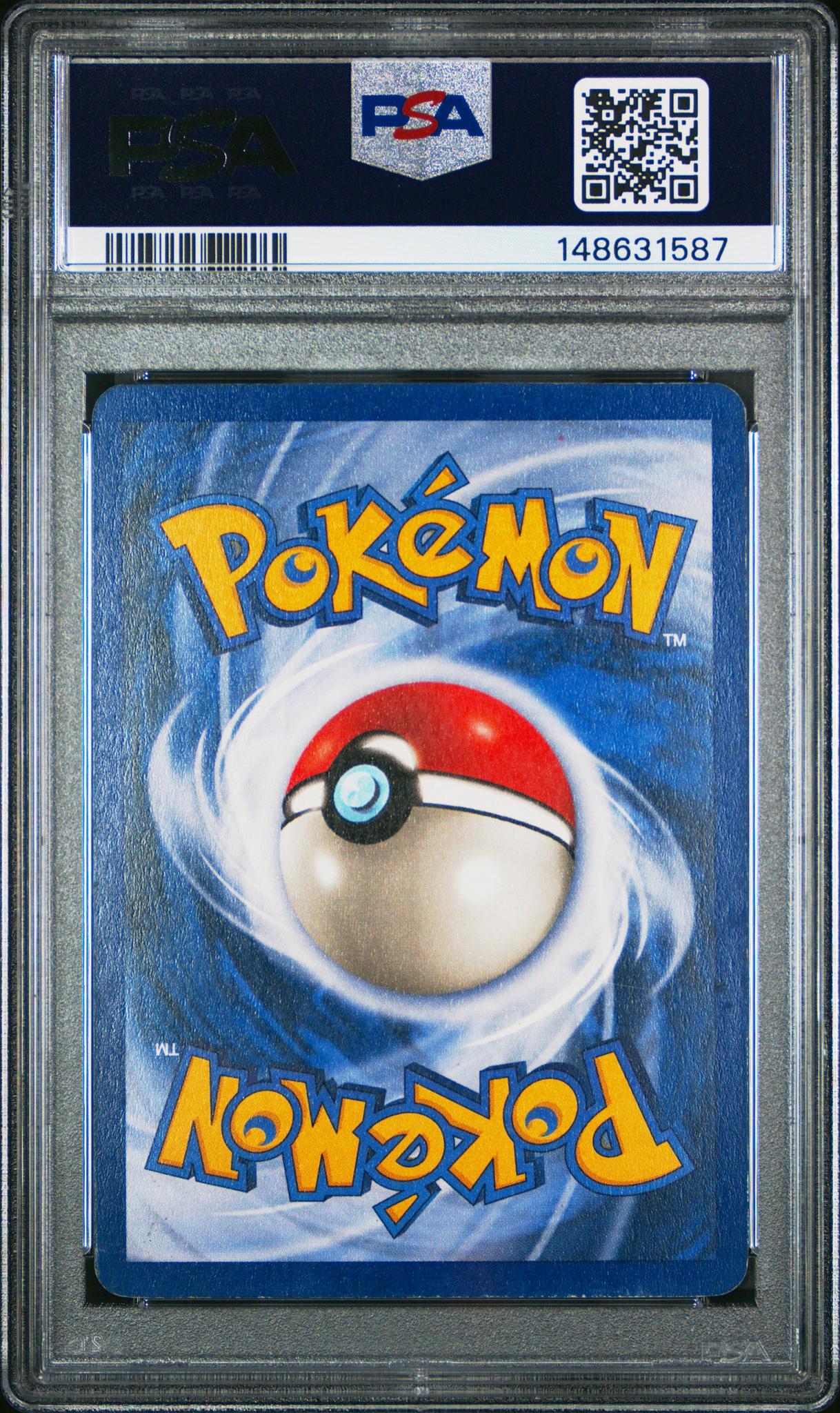 1999 Pokemon Fossil Holo Dragonite #4 PSA 4