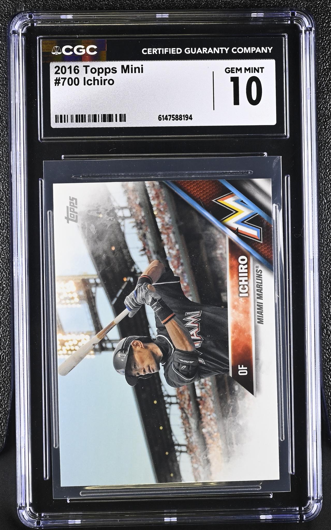 2016 Topps Mini #700 Ichiro CGC 10