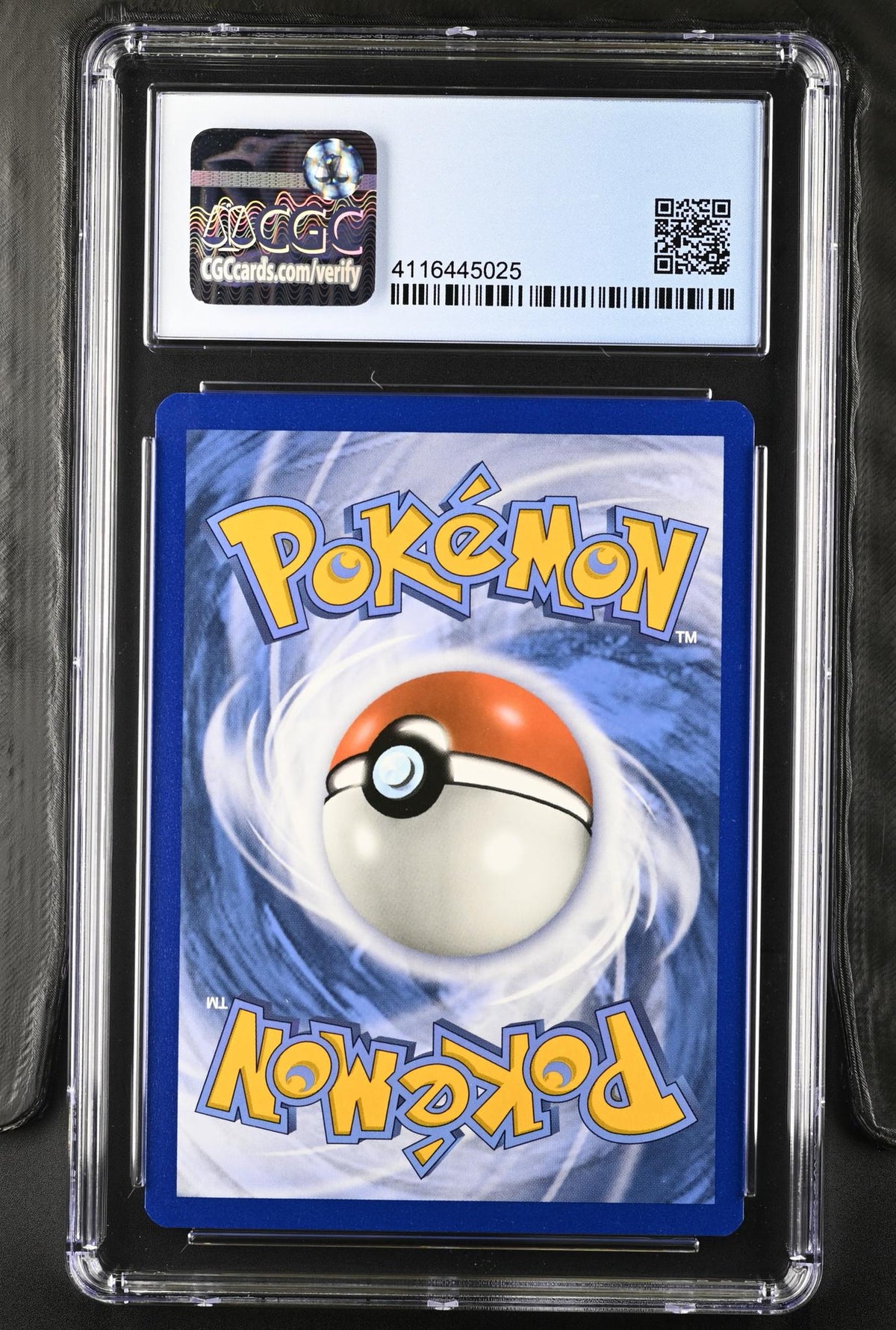 2020 Pokemon #079/073 Charizard V Champion's Path CGC 8