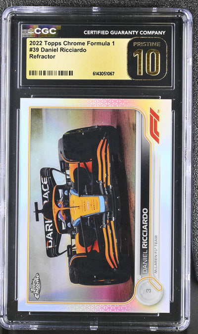 2022 Topps Chrome #39 Daniel Ricciardo Refractor CGC 10