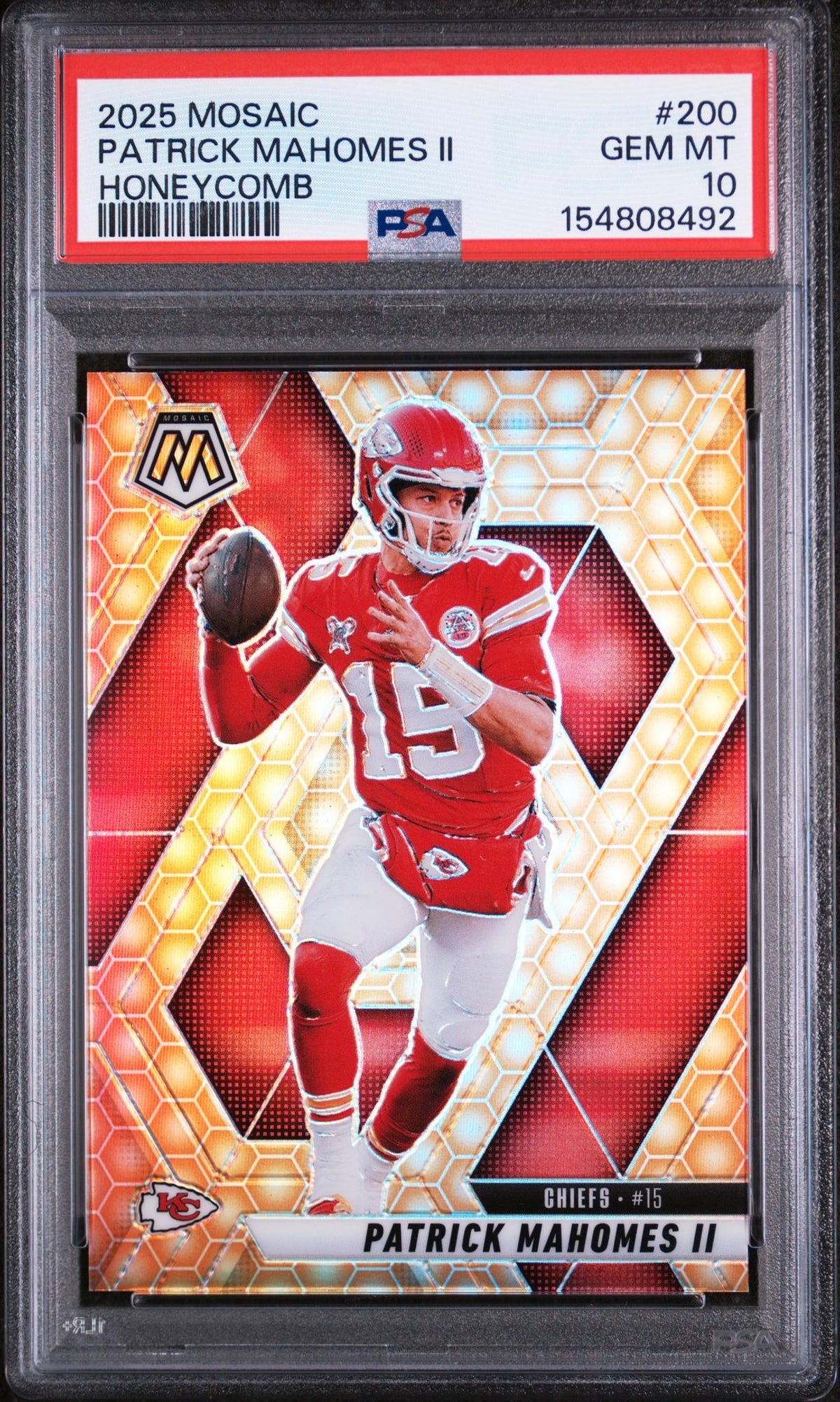 2025 Panini Mosaic Honeycomb Patrick Mahomes II #200 PSA 10