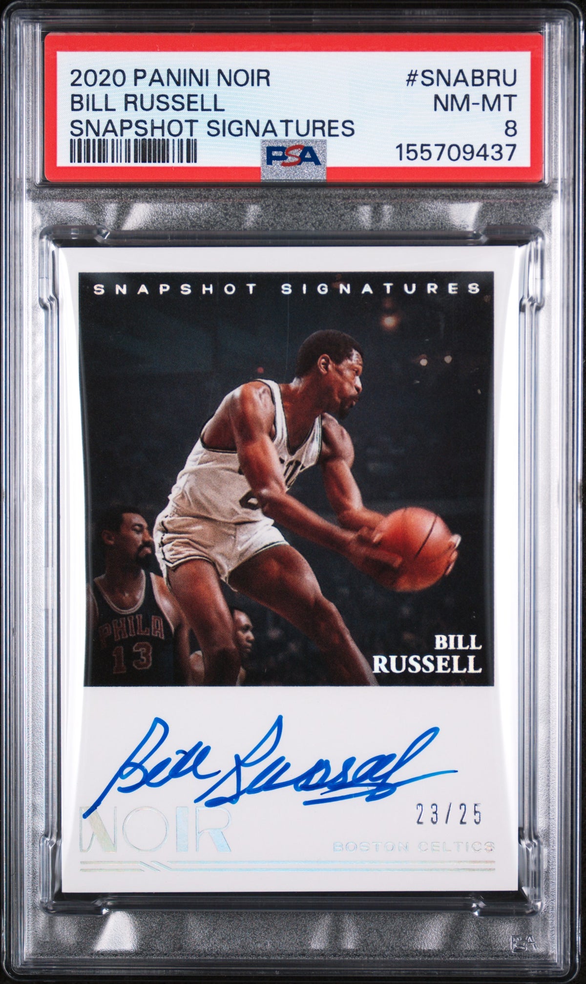 2020 Panini Noir Snapshot Signatures Bill Russell #SNABRU /25 PSA 8