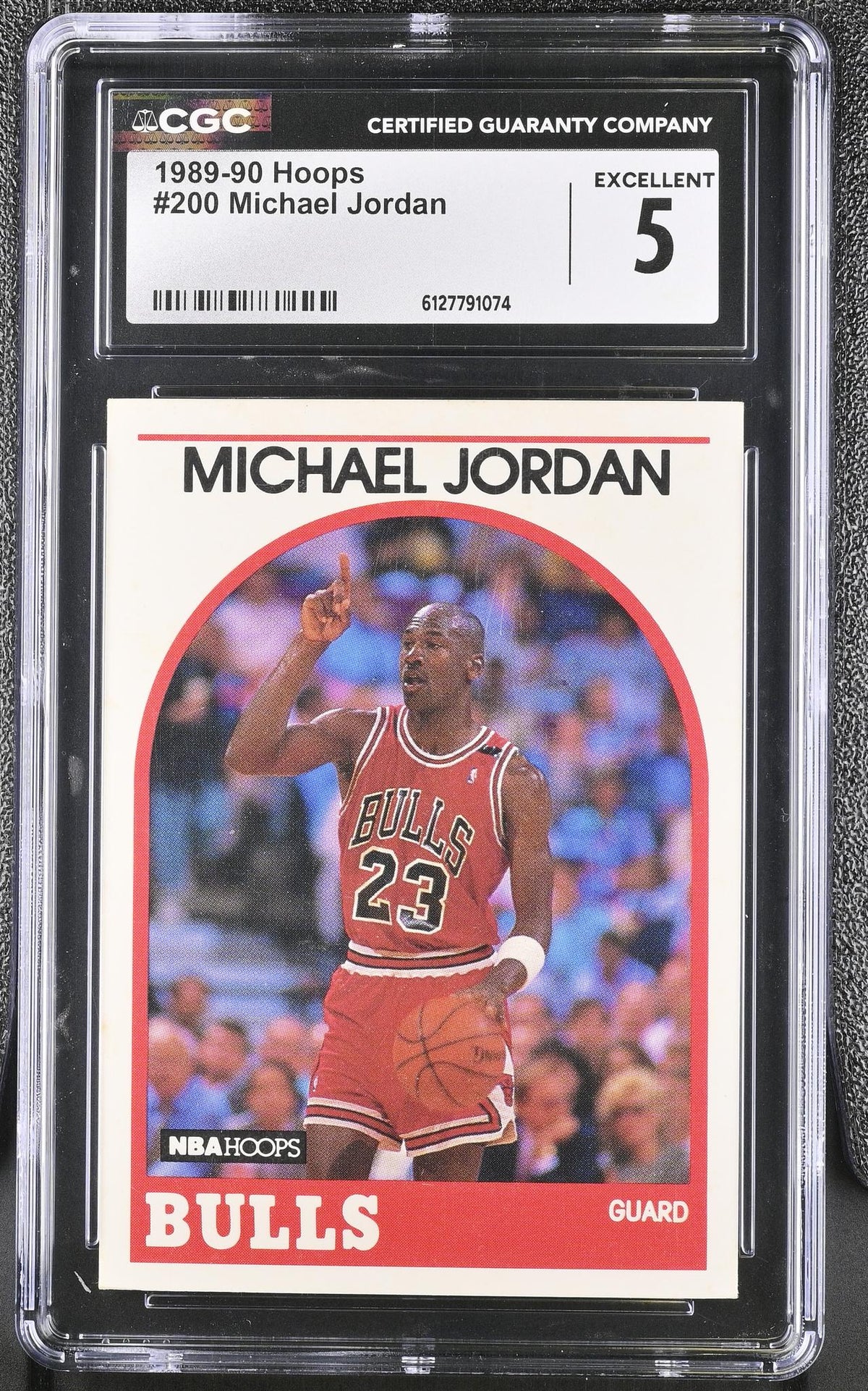 1989 Hoops #200 Michael Jordan CGC 5