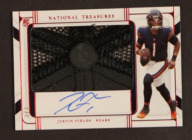 2021 Panini National Treasures Rookie Helmet Sigs Justin Fields #RHS-JF RC Auto