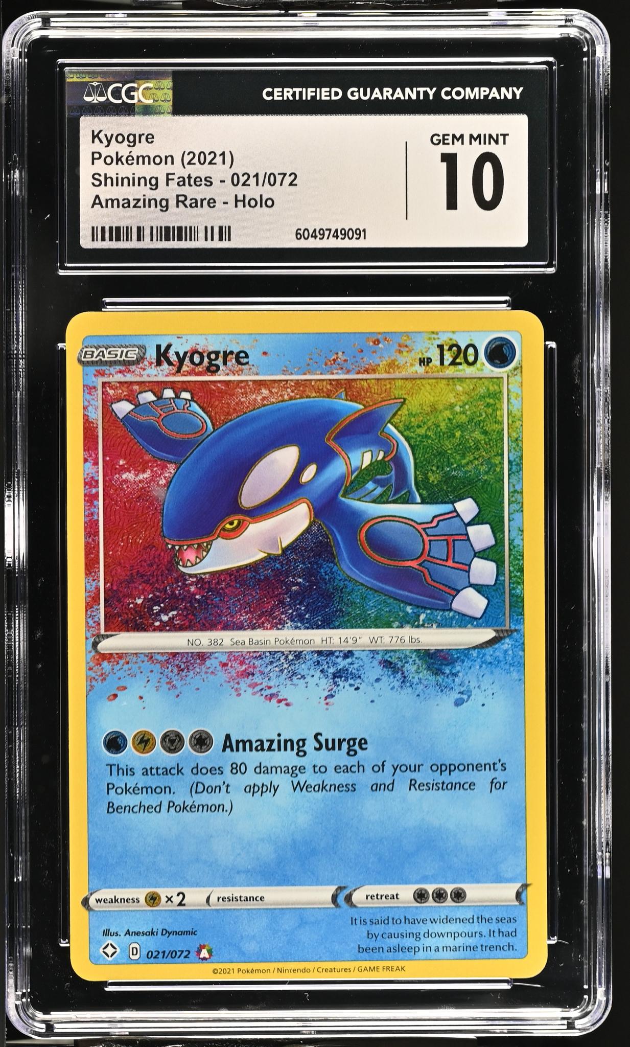 2021 Pokémon Shining Fates Amazing Rare Kyogre #021/072 Holo CGC 10