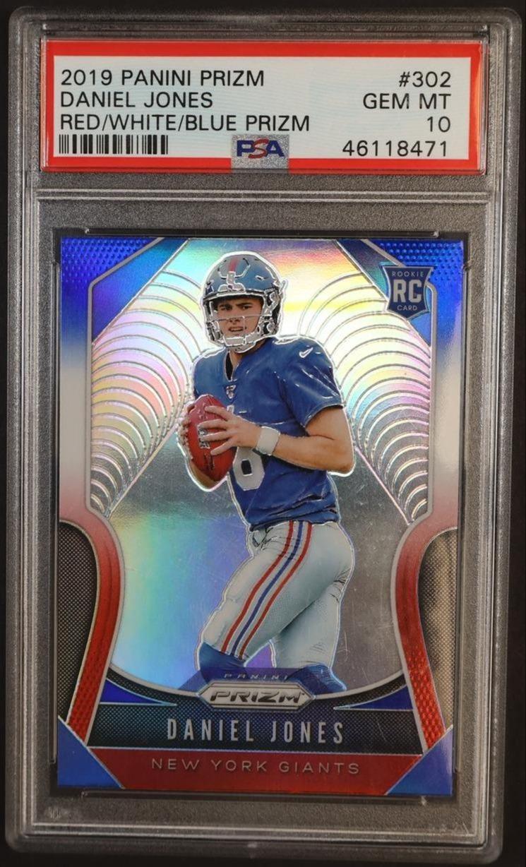 2019 Panini Prizm Red White and Blue Prizm Daniel Jones #302 PSA 10