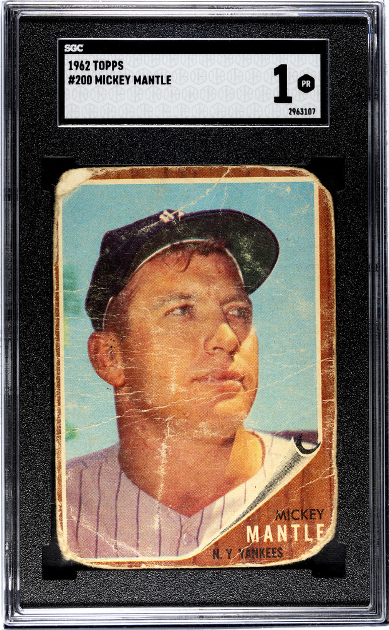 1962 Topps #200 Mickey Mantle SGC 1