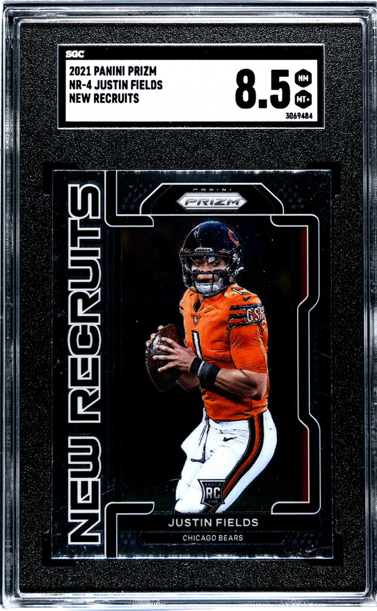 2021 Panini Prizm New Recruits Justin Fields #NR-4 RC SGC 8.5