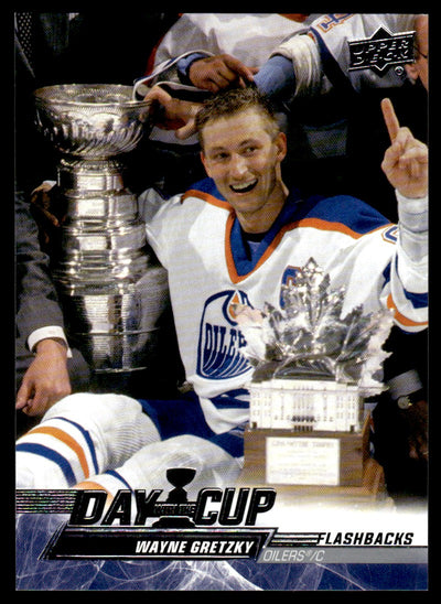 2022-23 Upper Deck Series 1 Wayne Gretzky #DC7 Day With The Cup Flashbacks