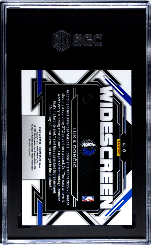 2022 Panini Prizm Widescreen Luka Dončić #8 SGC 5