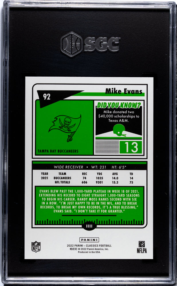 2022 Panini Classics #92 Mike Evans Green Back /50 SGC 10