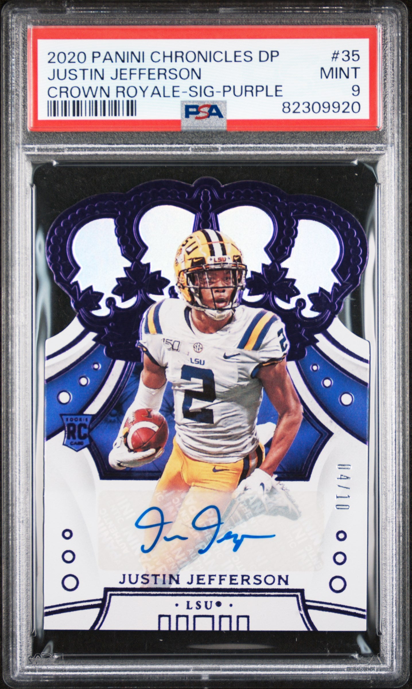 2020 Panini Chronicles Draft Picks Crown Royale Signature-Purple Justin Jefferson #35 PSA 9