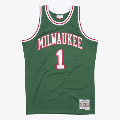 Mitchell & Ness Oscar Robertson Green Milwaukee Bucks 1971/72 Hardwood Classics Swingman Player Jersey