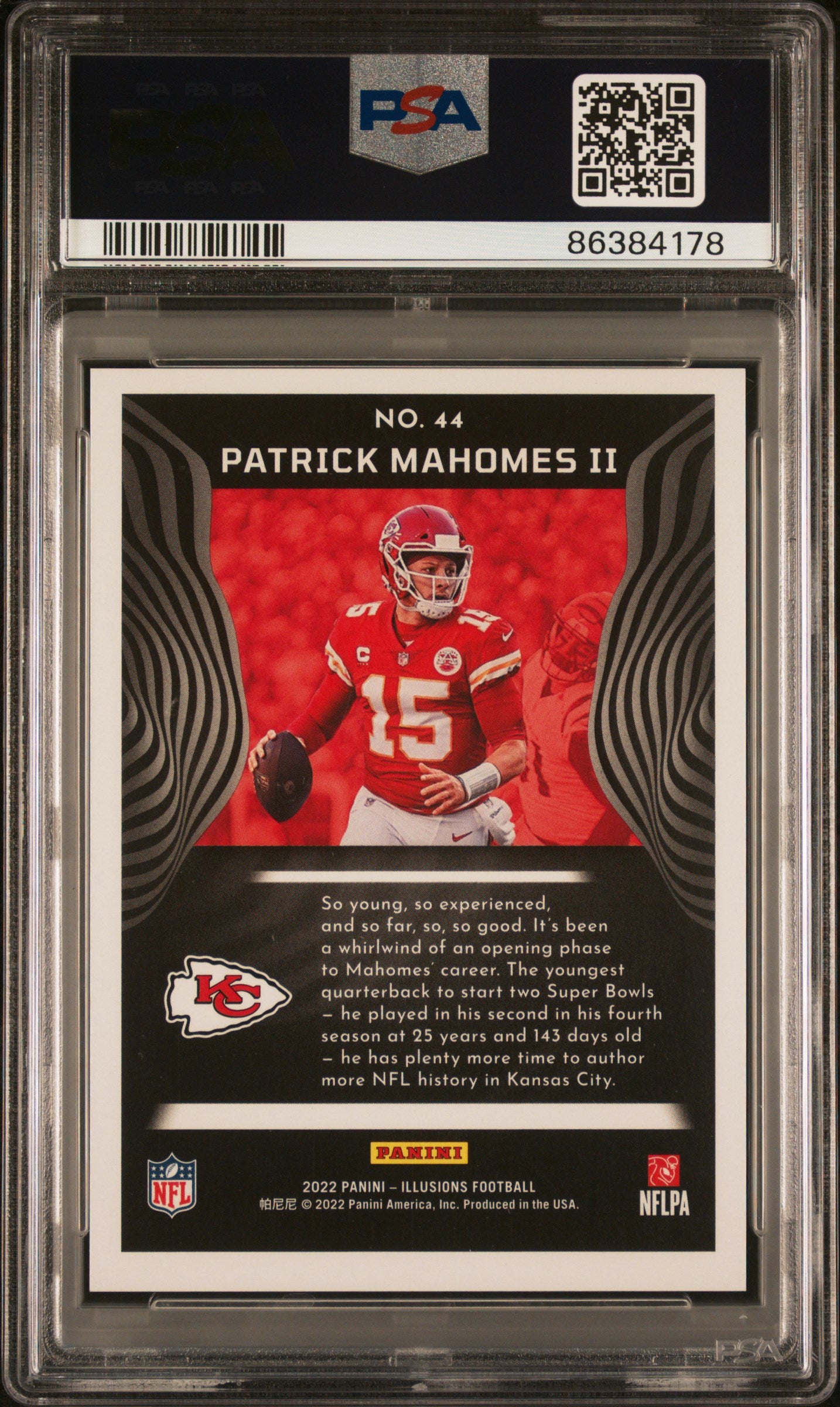 2022 Panini Illusions Trophy Collection Gold Patrick Mahomes II #44 /25 PSA 9