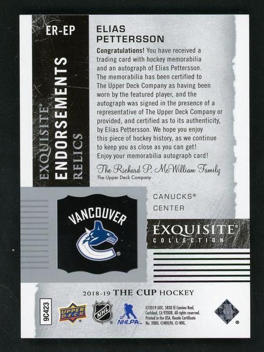 2018 Upper Deck Exquisite Collection ER-EP Elias Pettersson Exquisite Endorsements Relics /50 Vancouver Canucks Auto