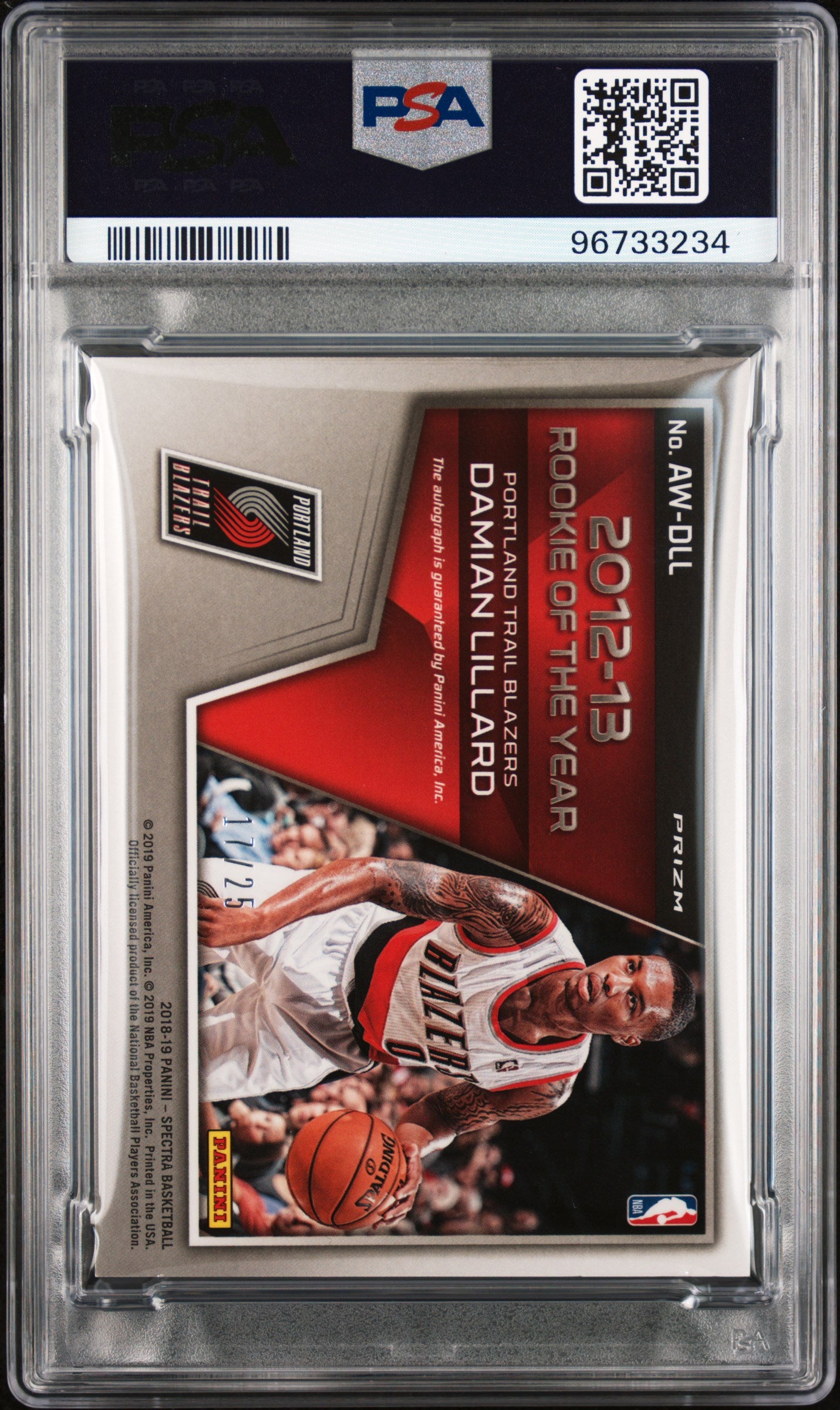 2018 Panini Spectra Award-Winning Autographs Damian Lillard #DLL /25 PSA 9