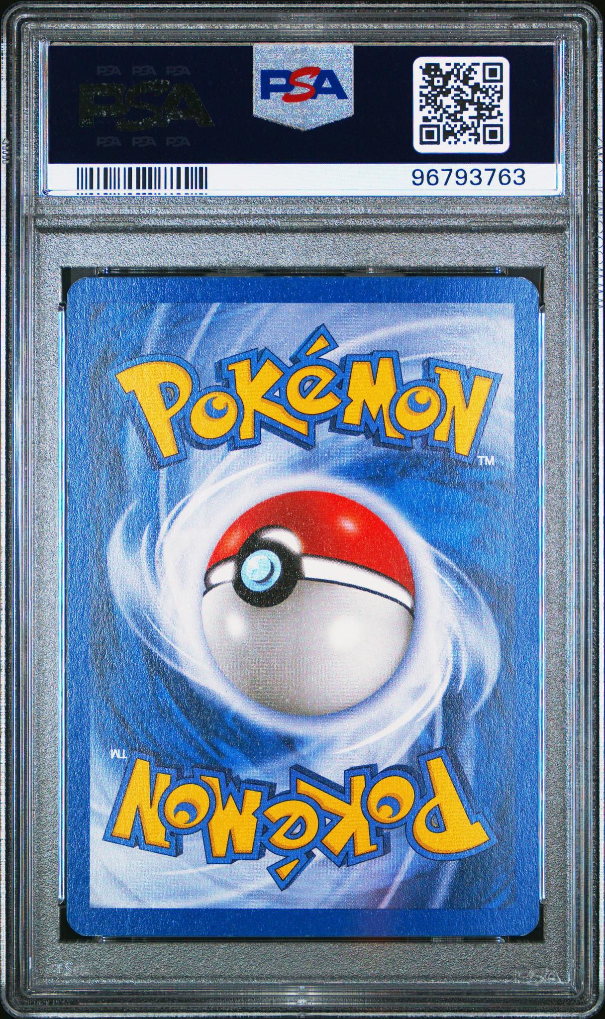 2004 Pokemon #19 Salamence E-League Winner PSA 7