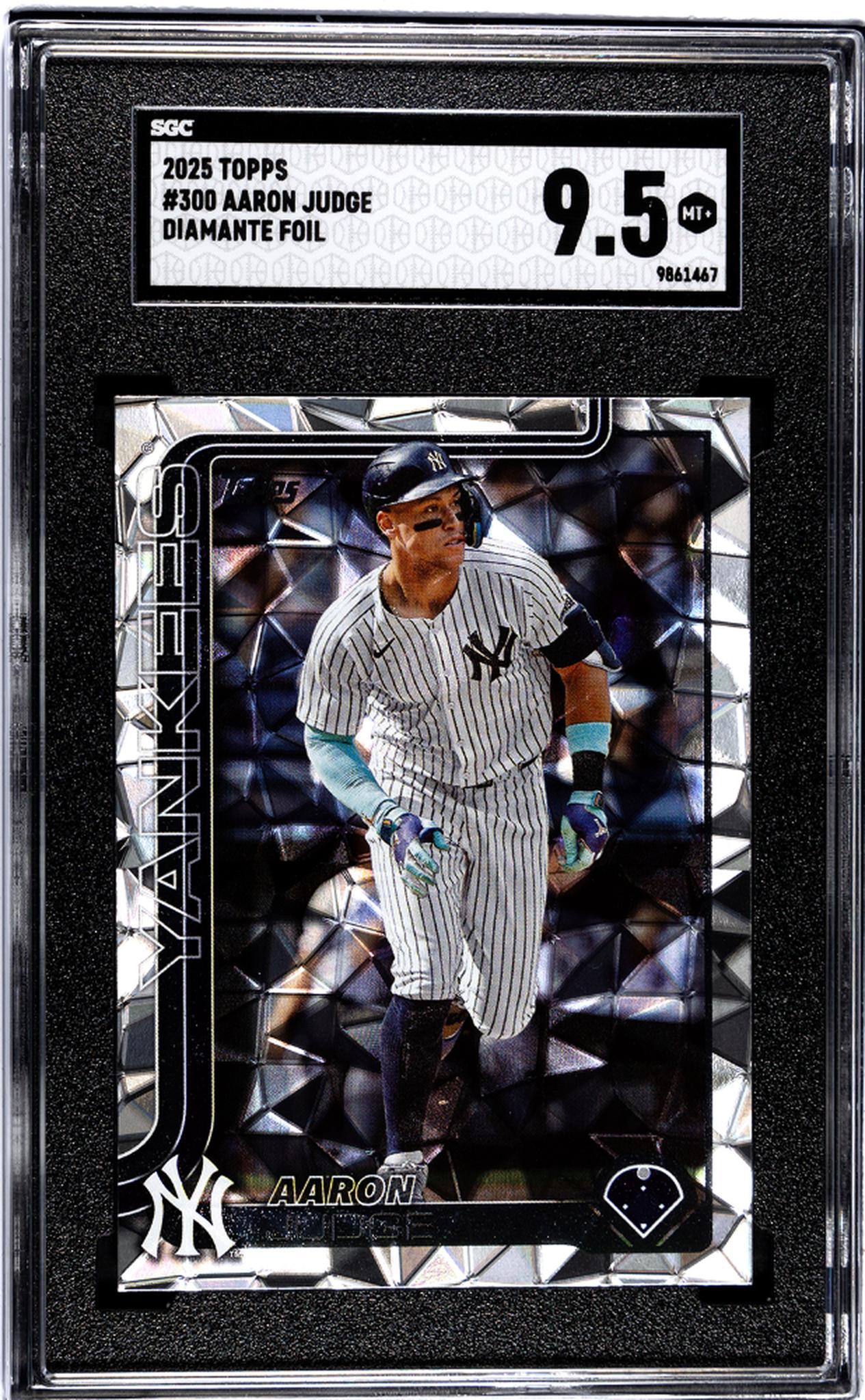 2025 Topps #300 Aaron Judge Diamante Foil SGC 9.5