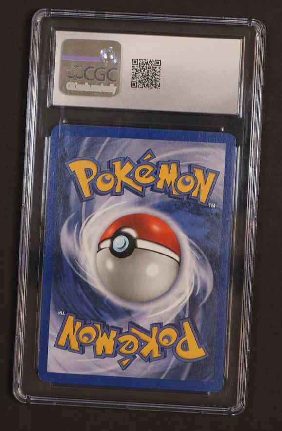 2000 Pokémon Team Rocket Dark Golbat #7/82 Holo CGC 8