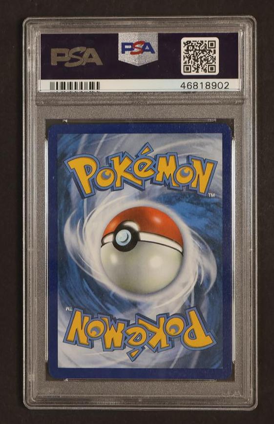 2020 Pokemon Sword and Shield Lapras Vmax #203 PSA 8