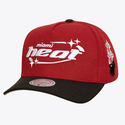Mitchell & Ness Miami Heat Red/Black 404 Club Starz Pro Pinch Snapback Hat