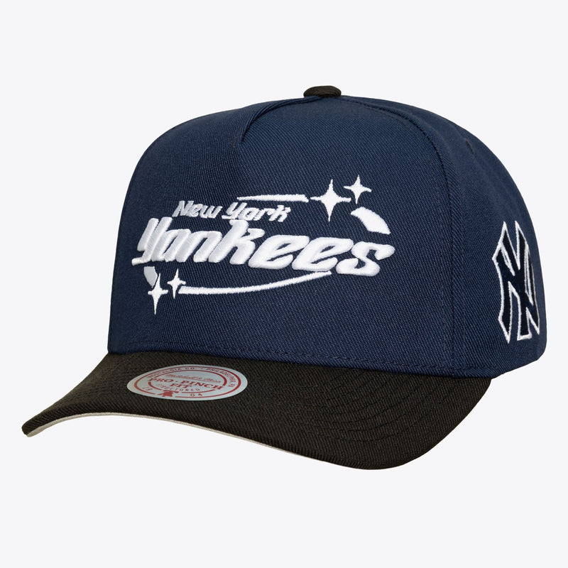Mitchell & Ness New York Yankees Navy/Black 404 Club Starz Pro Pinch Snapback Hat