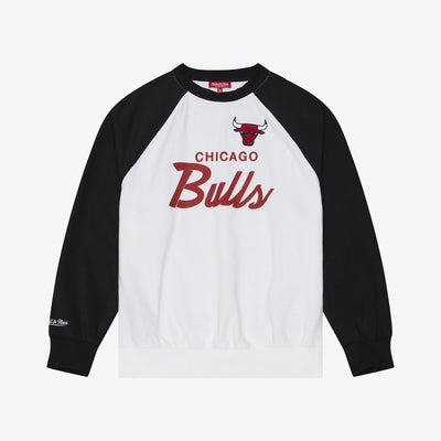 Mitchell & Ness Women's Chicago Bulls White/Black Head Coach Lightweight Raglan Sweatshirt