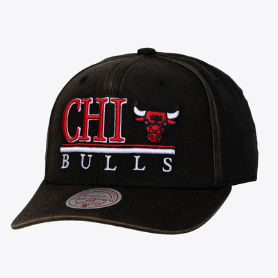 Mitchell & Ness Chicago Bulls Black Trumble Pro Crown Adjustable Hat