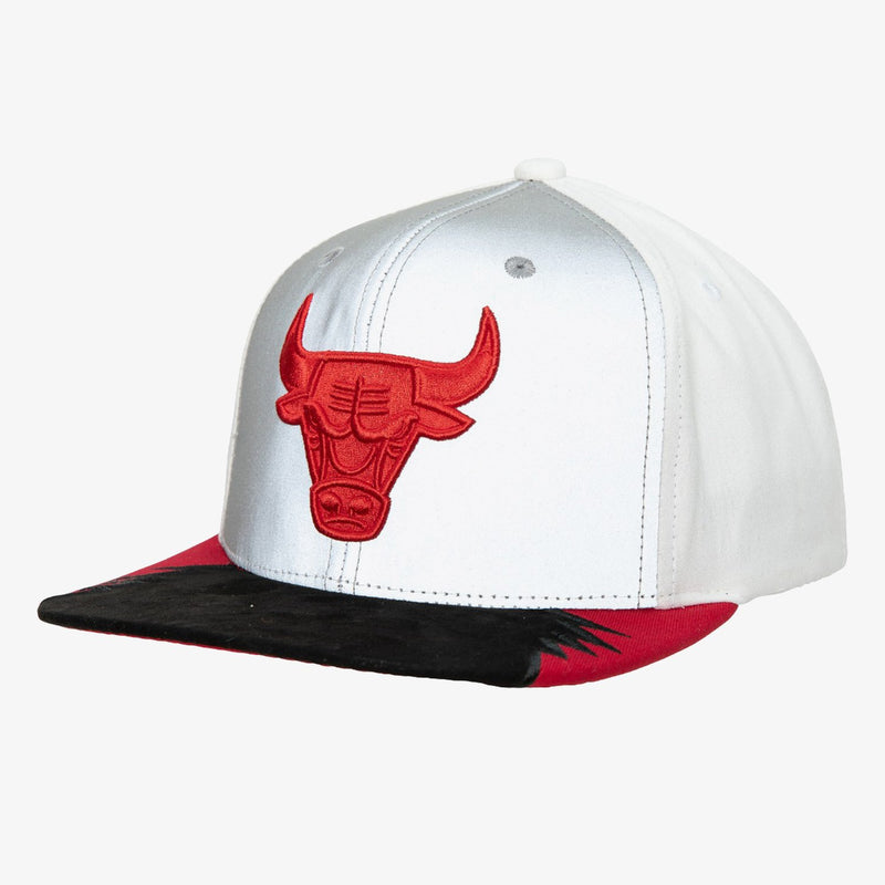 Mitchell & Ness Chicago Bulls Gray Day Five Snapback Hat