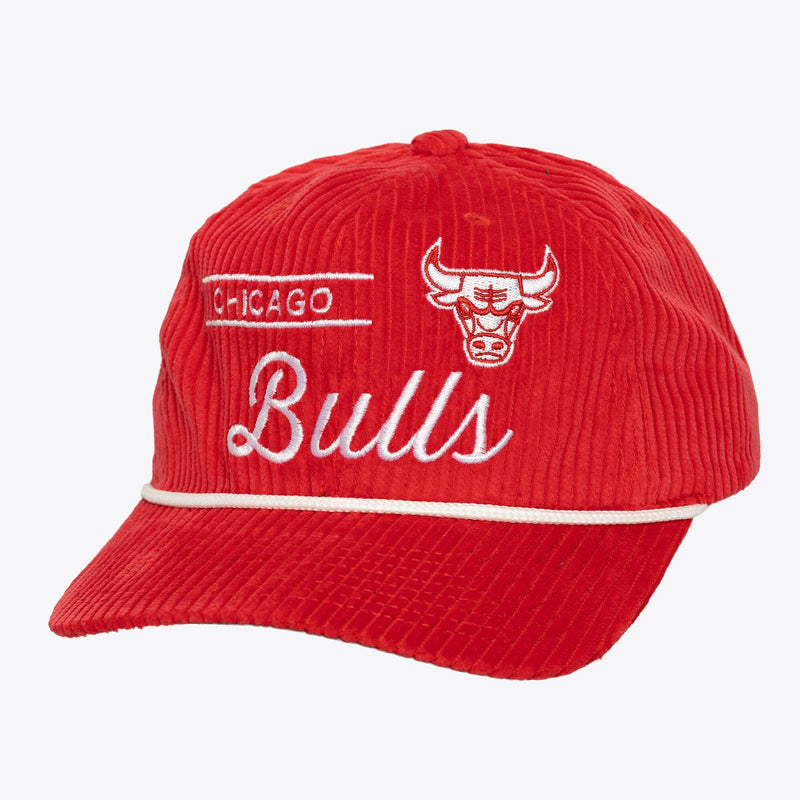 Mitchell & Ness Chicago Bulls Red Old School Snapback Hat